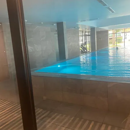 W Podczelu 4 Osoby 10 Minut Basen Sauna Kołobrzeg