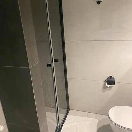 W Podczelu 4 Osoby 10 Minut Basen Sauna Kołobrzeg