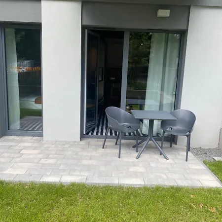 W Podczelu 4 Osoby 10 Minut Plaza Basen Sauna Apartment *
